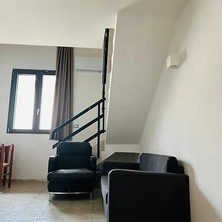 Apartamento Bilocale Standard A Prato